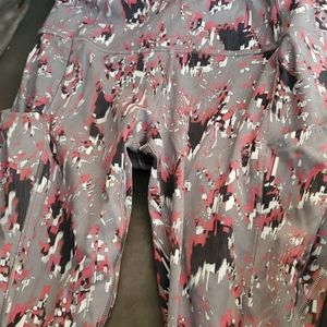 Size 6 grey pink and black lululemon fast and free